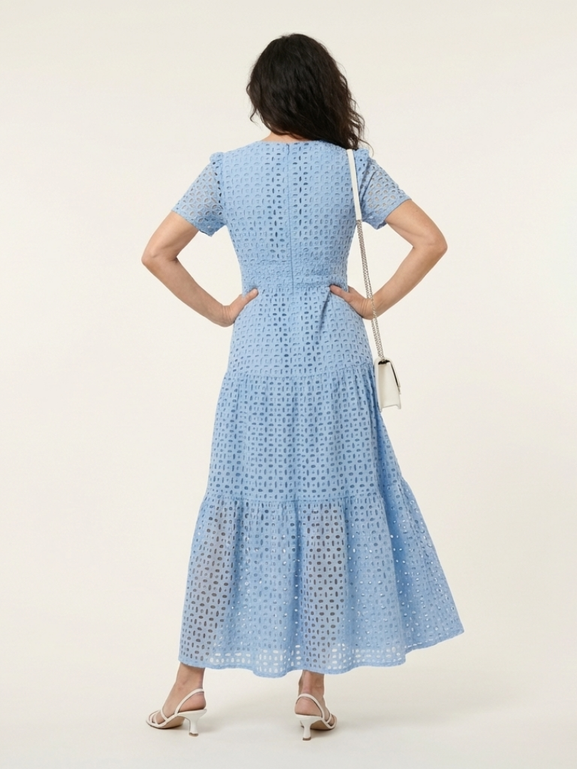 Brielle | Midi Dress with V-Neck and Short Sleeves