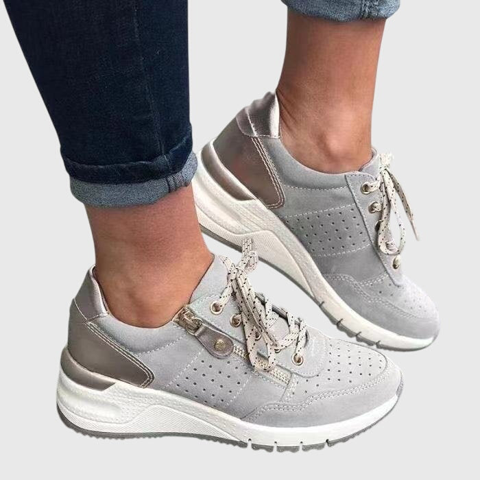 SABINA | Sneakersy z antypoślizgową podeszwą