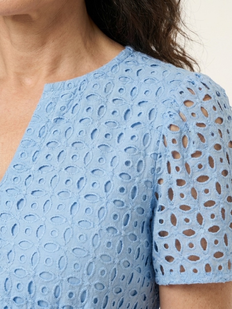 Brielle | Midi Dress with V-Neck and Short Sleeves