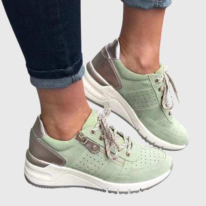 SABINA | Sneakersy z antypoślizgową podeszwą