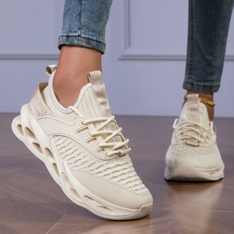 LILIANA | Sneakersy na cały dzień w ruchu