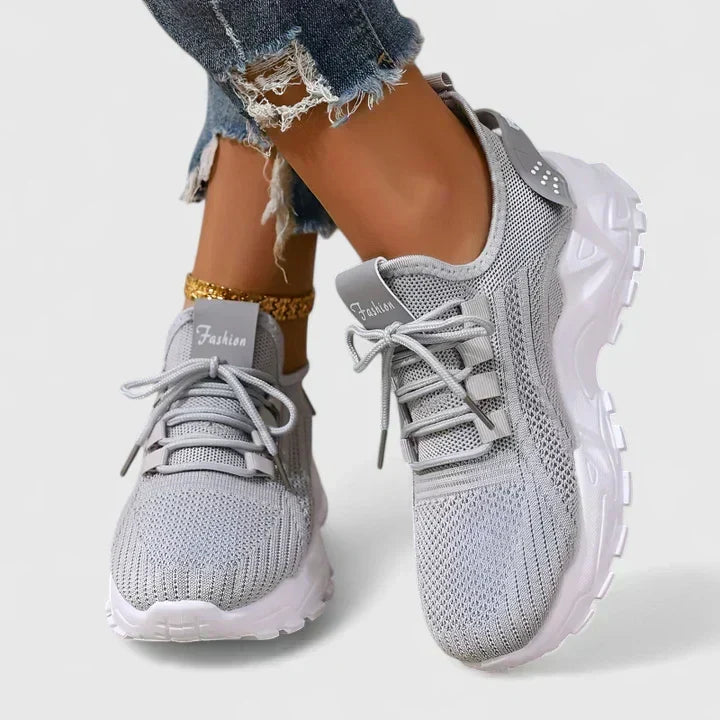 KRYSTYNA | Sneakersy z szerokim przodem